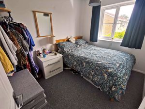 Bedroom- click for photo gallery